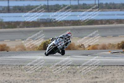 media/Nov-16-2025-Race Pace (Sun) [[8c5fa54630]]/Verified Riders/3-Turn 14 (1045am)/